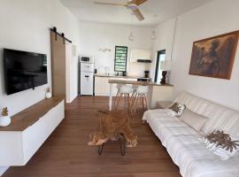 Moorea Tiki Lodge, ξενοδοχείο σε Moorea