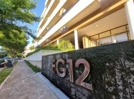 EG12 Playa Grande Aloha Host