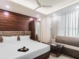 Super Townhouse Marina