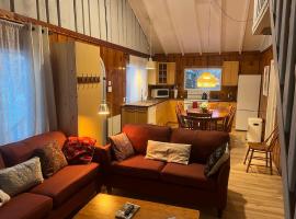 Chalets Village Suisse de Val-David, hotel v destinaci Val-David