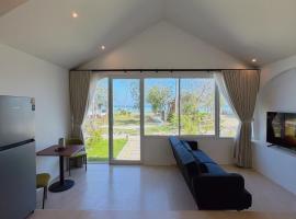 Chaloklum Bay Resort - Tranquility Seahouse 104, hotel a Ban Chalok Lam