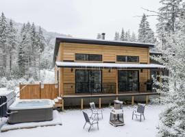 Spa Nature & Riverside Escape - Ecureuil Gris, Hotel in Trois Rives