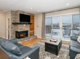 Great Location! Downtown WP with Hot Tub! Sleeps 6!