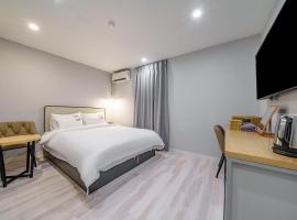 광안비치호텔더엠, ξενοδοχείο σε Kwangan-dong