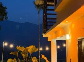 Willownest munnar 2bhk entire private villa with balcony view and BBQ & kitchen