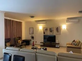 Cosy and affordable 2 bed Apartment In Ikoyi