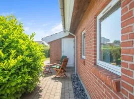 Lovely Holiday Home Near Beach And Nature