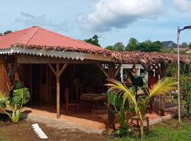 Danae Beach Golf, hotel in Nosy Be