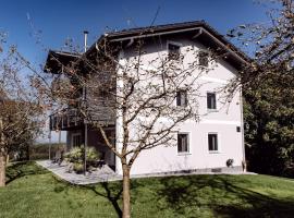 Haus Horizont, hotel a Riedering