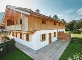 Luxury Mountain Villa, including Sauna and free parking