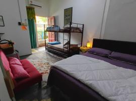 Cassa Bonda Std Family Room, hotel in Machang