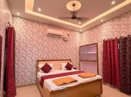 Hotel Vijay Palace- Near Ram Mandir Ayodhya