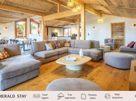 Chalet Oakwood Les Gets - by EMERALD STAY, готель у місті Ле-Же