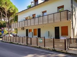Comfy accommodation with balcony, hotel v destinaci Eraclea Mare