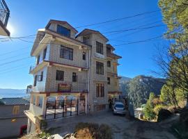 Thakur homes- couple and family friendly homestay, hotel i Shimla