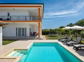 Modern villa Eva Kastel with pool near Buje