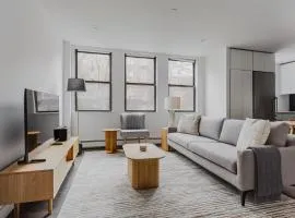 Blueground Dumbo rooftop wd nr bridge NYC-1668