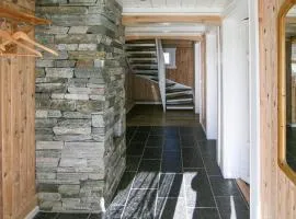 Lovely Home In Sjusjøen With Sauna