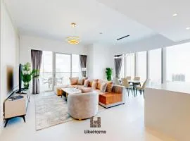 Direct Burj Khalifa views Lux Sky Manson Like Home