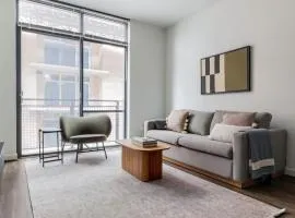 Blueground Woodmont Triangle pool nr Bethesda WDC-893