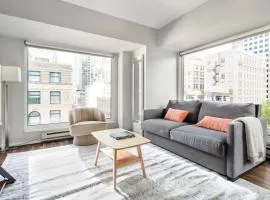 Blueground Pike Place Market pool nr Waterfront SEA-979