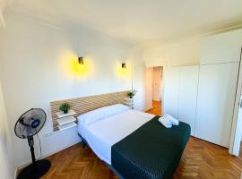 Velasco Urban Lodge - Turistea, hotel in Huesca