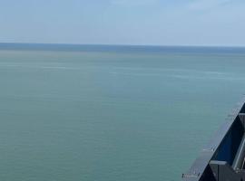 Rent with Sabrina, hotel in Hopa