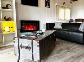 Lodge Cabin with Fabulous Views 2 - Farm Stay – hotel w mieście Portpatrick