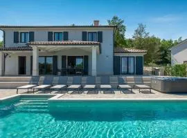 Luxury villa Arman with whirlpool in Visinada