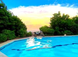 ocean sunrise villa, hytte i Mombasa