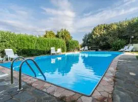 Comfortable flat with pool