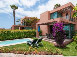 Salobre Golf Villas Lagos โรงแรมในซาโลเบร