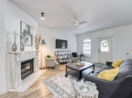 Modern 4BR Retreat with Fire Pit