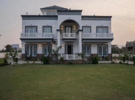 The Farm 15 Jaipur by M Living, hotel Dhānd városában