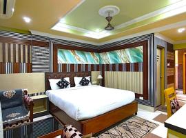 Hotel Gokul Plaza Near Railway Station Bhubaneswar, hotel near Biju Patnaik International Airport - BBI, Bhubaneshwar