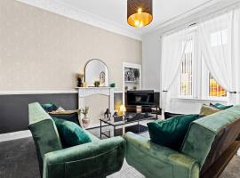 Welcoming Home In Renfrew, Near Glasgow Airport - Bonnie Lodgings, Hotel in Renfrew