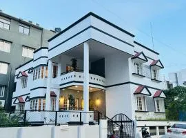 Vanta Grove 5-Bedrooms Spacez Luxury Villa