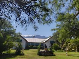 White Field Houses and Spa, hotel i Villa Las Rosas