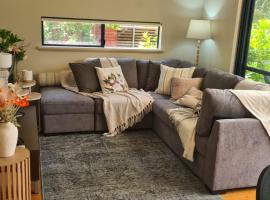 Serenity & Sea at Preston Beach WA，位于普雷斯顿海滩的酒店