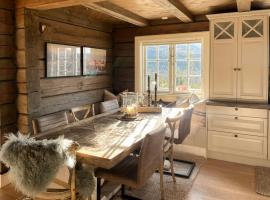 Ørnenipa Lodge By Gaustatoppen With Panoramic View, hotel in Rjukan