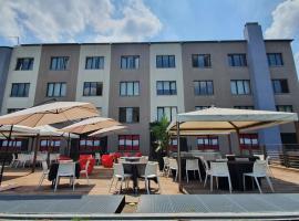 Hotel Cavalieri、ピネローロのホテル