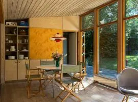 Architect-Designed Wooden House In Tisvilde Lunde