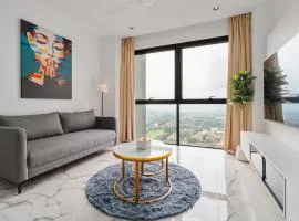 Luxury 3 Bedroom at Lumi Tropicana Balcony With Golf View Sleeps 9 and Darts B2-23