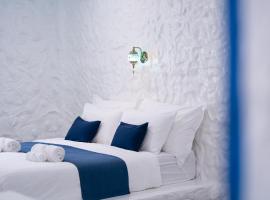 Sweett Lemon Home, hotel in Patong Beach