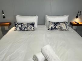 Sundays River Adventures Cottages, hotel i Gqeberha