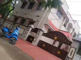 Sri Kamakshi Amman Home Stay