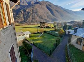 Casa Pina - Your Mountain Holiday, hotel a Cortenova