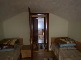 Котедж біля санаторію Сонячне Закарпаття