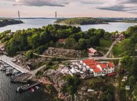 Gorgeous Home In Myggenäs With Sauna