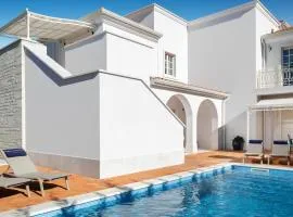 Family villa Claretta with pool and grill in Porec
